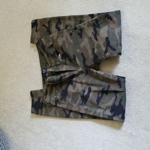 Gap camo jeans size 4/27